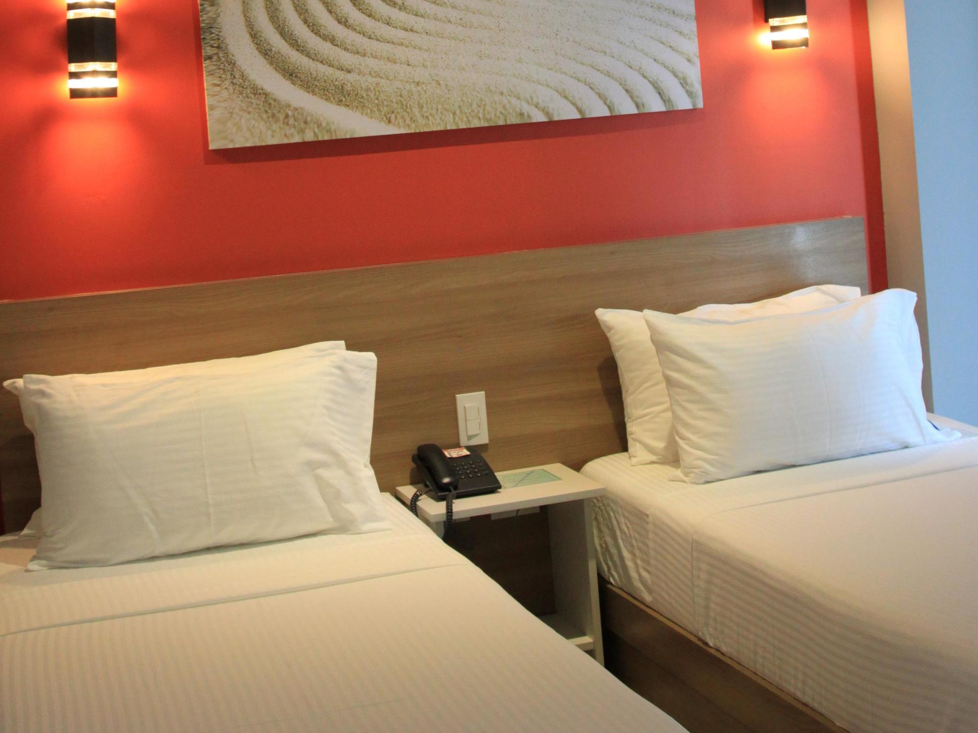 Sumo Asia Hotels - Davao Zewnętrze zdjęcie